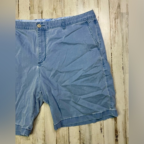 Tommy Bahama Chino Shorts Men's 42 Performance Athletic Blue - Picture 2 of 9